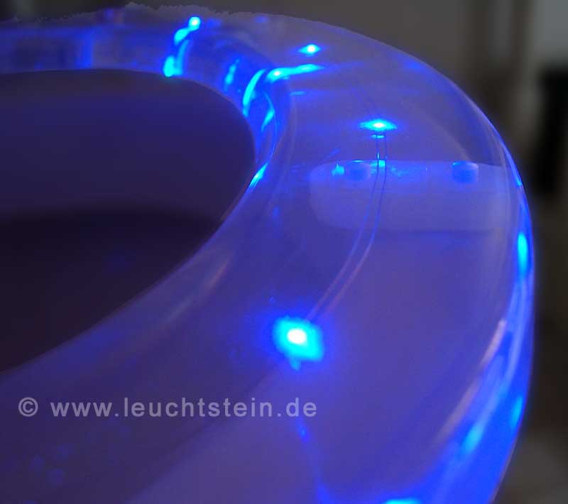 Licht-WC-Brille Galactika in amparo-blauen LEDs