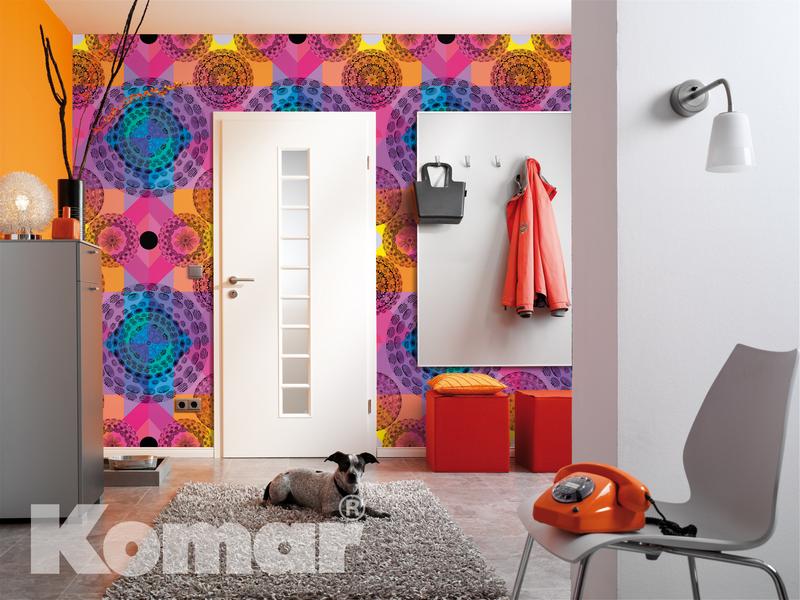 Kaleidoskop, Ambientefoto im Wohnbereich Eingangstr - bei Klick zurck zum Motiv