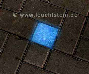 LED-Leuchte Wisdom in blau, 10 x 10 cm Betonstein