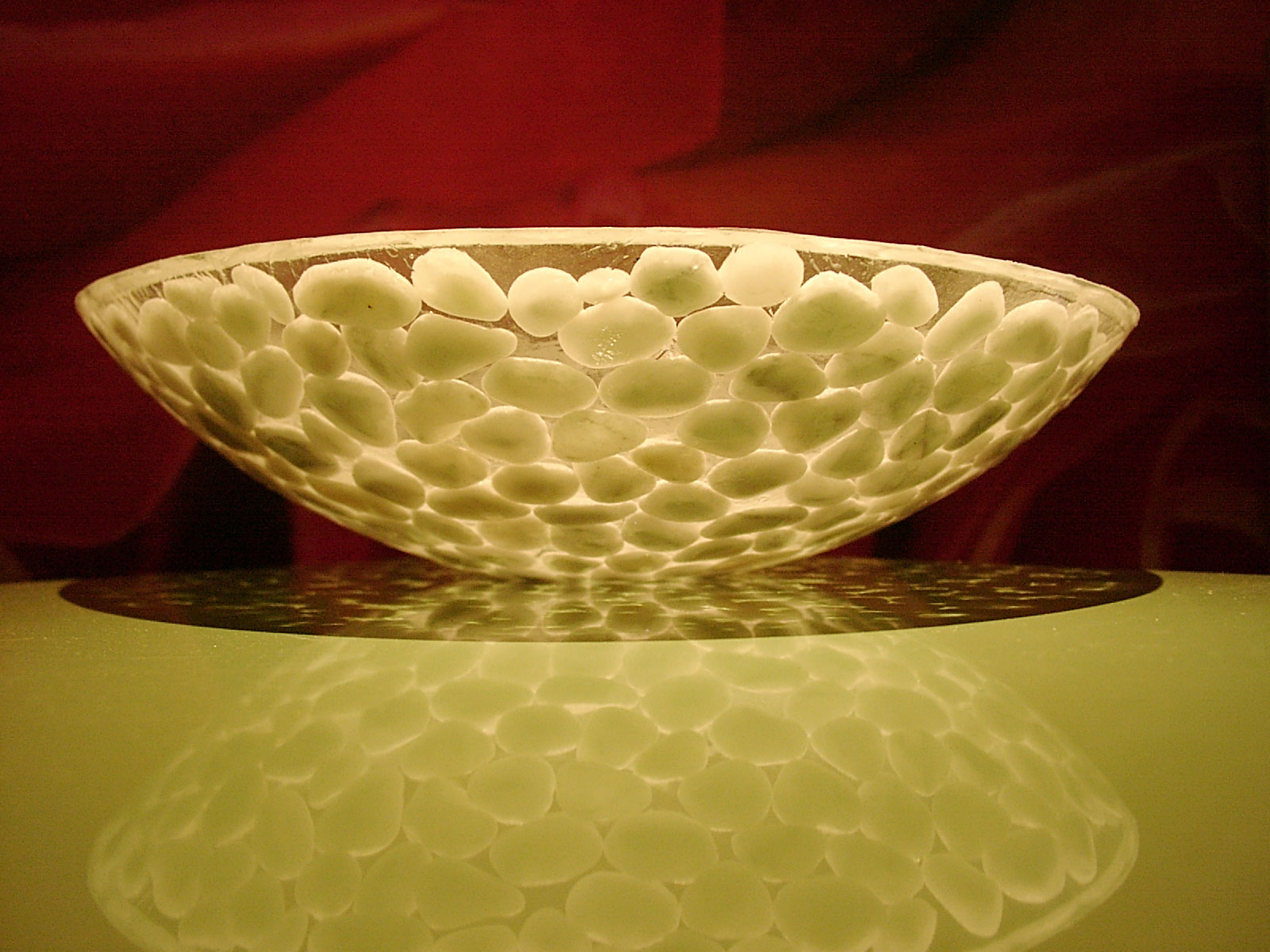 STREAMBOWL. Durchscheinende Marmorschale auf der Ambiente - Tendence, Messe Frankfurt