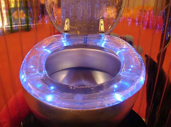 LED Leuchtklo auf der Ambiente - Tendence, Frankfurter Messe